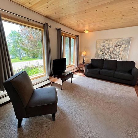 Thomsonite Inn On Lake Superior Grand Marais Bagian luar foto