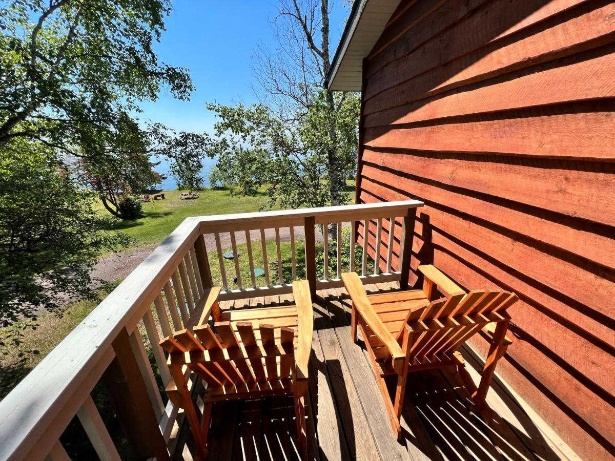 Thomsonite Inn On Lake Superior Grand Marais Bagian luar foto