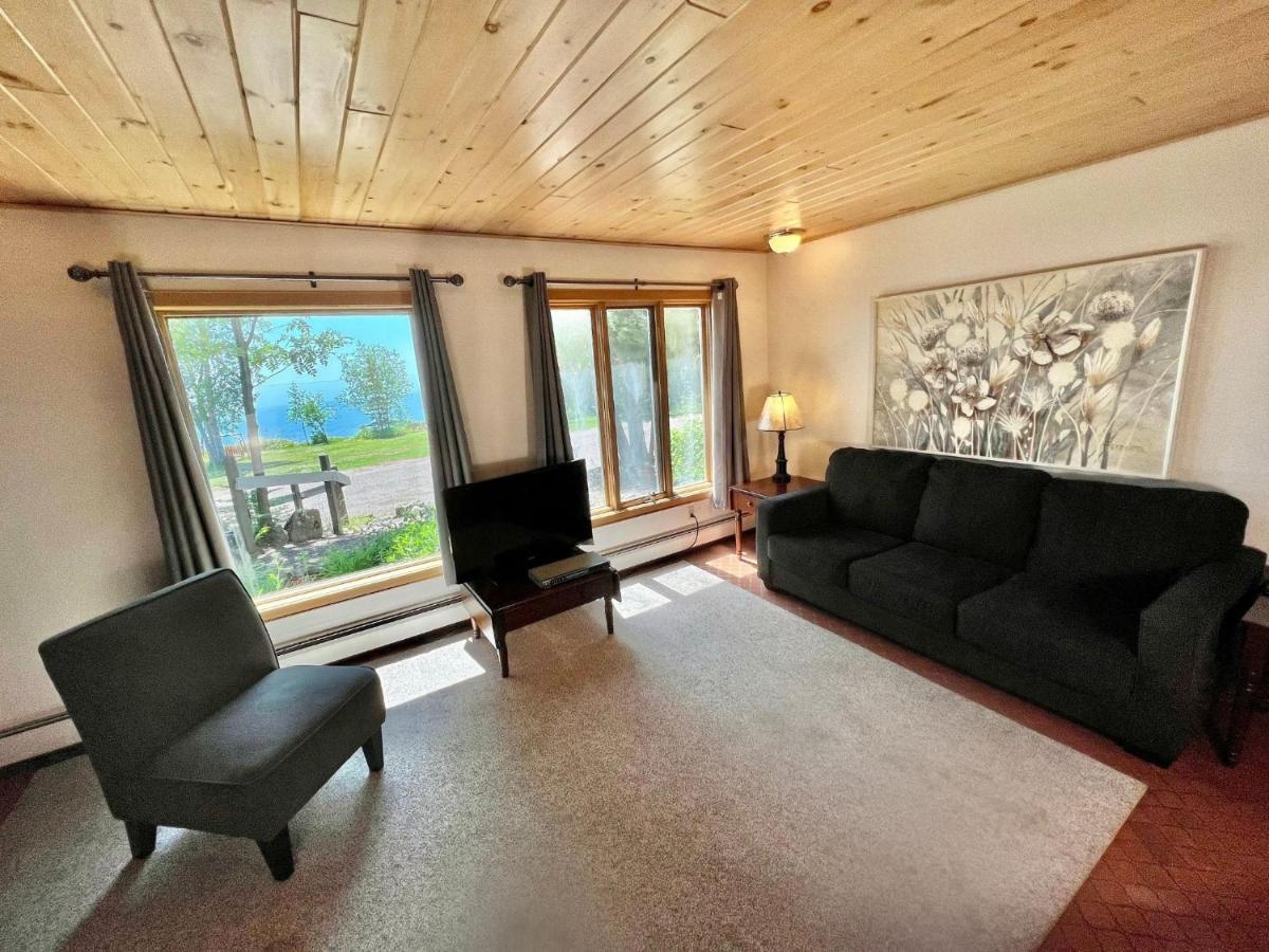 Thomsonite Inn On Lake Superior Grand Marais Bagian luar foto