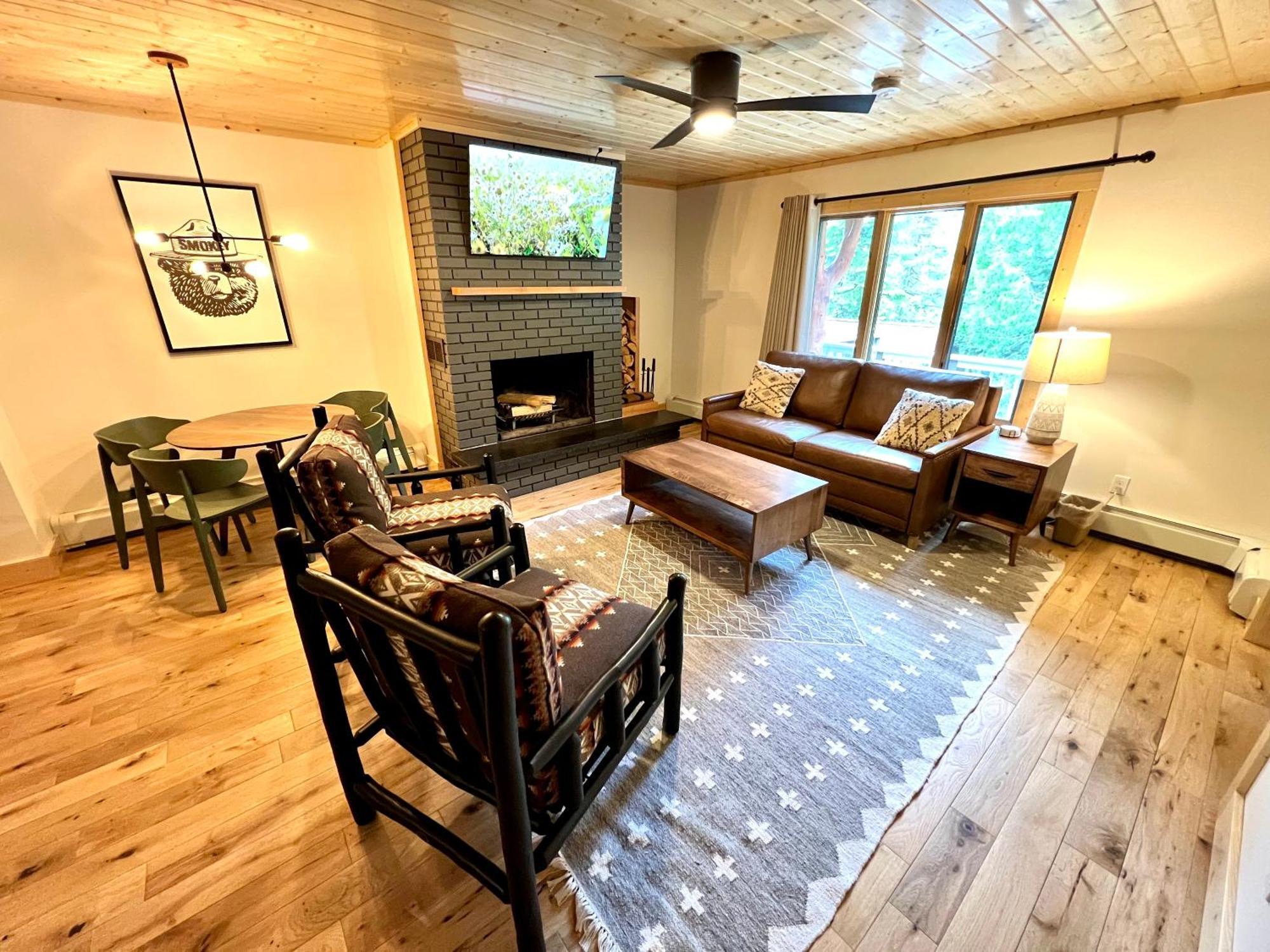 Thomsonite Inn On Lake Superior Grand Marais Ruang foto
