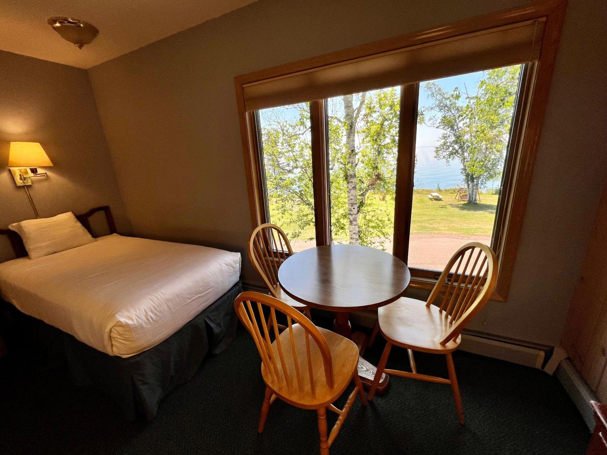 Thomsonite Inn On Lake Superior Grand Marais Bagian luar foto