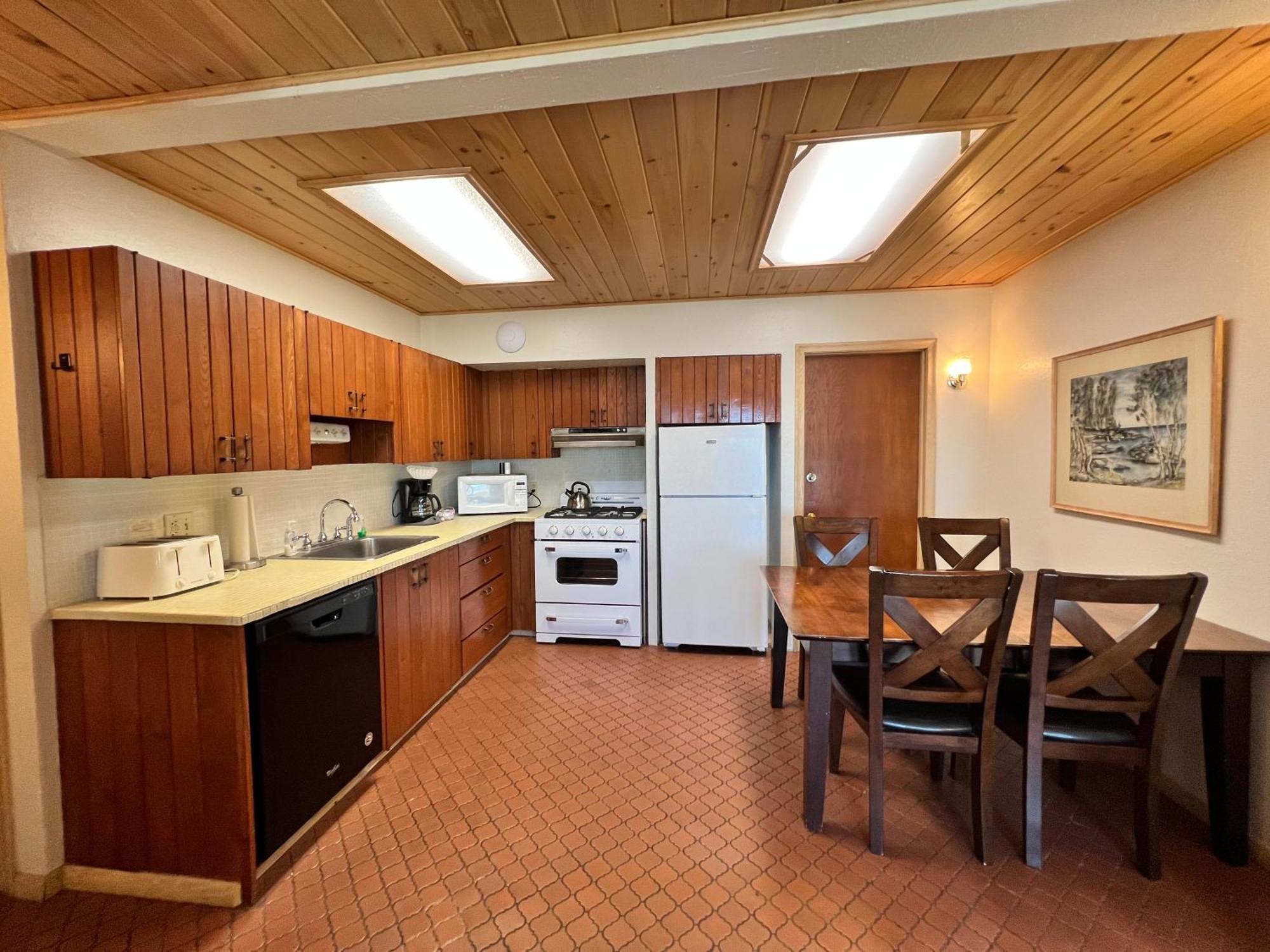 Thomsonite Inn On Lake Superior Grand Marais Bagian luar foto
