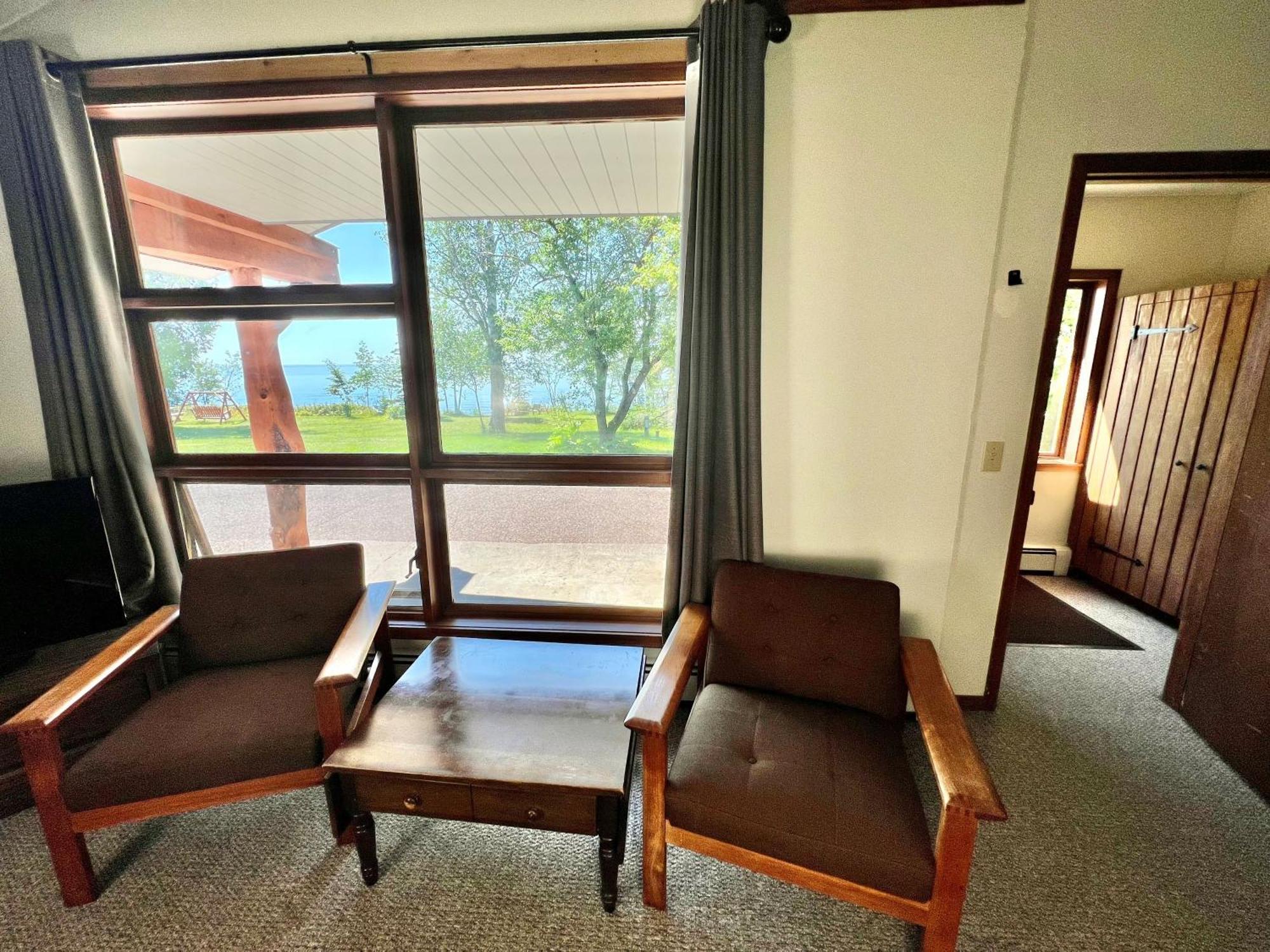 Thomsonite Inn On Lake Superior Grand Marais Bagian luar foto